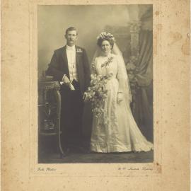 Wedding portrait of John Davis and Hephzibah Gallard, Sydney, 1910