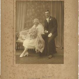Wedding portrait of Elsie Hoschke and Melbourne McPhail, Sydney, 1929