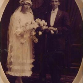 Wedding portrait of Ethel Manson and Finlay Kerr, 1921