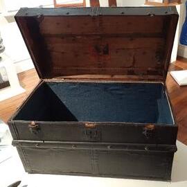 Luggage Trunk