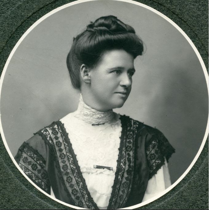 Mrs Buchanan's Photo Album, 1884