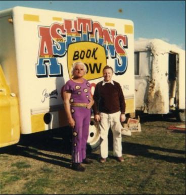 Jonas Zilinskas with Carl Josse.
Heritage Circus Displays https://www.slq.qld.gov.au/blog/heritage-circus-displays
Courtesy of the State Library of Queensland